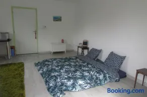 Chambre 20m2 avec salle de bain privée dans maison en bois - Image 2