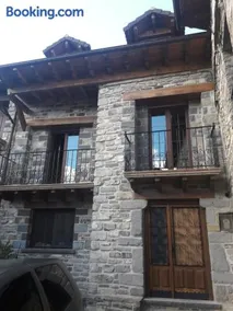 Aisa Casa Simon - Image 1
