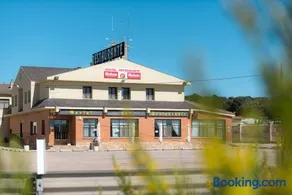 Hostal Venta de Valcorba - Image 2