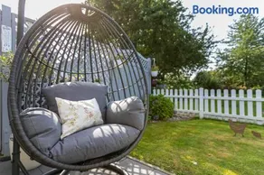 Appartamento con barbecue, terrazza e giardino | Vista sul giardino | Adatto per il telelavoro - Image 2