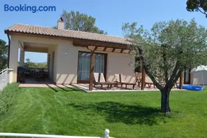 Le Bozze -Villa Jenny con WI-FI, posto auto, piscina a sfioro a Castagneto Carducci - Image 2