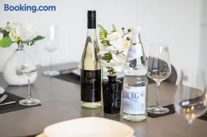 Fewomo, Historisches Moselflair Apartment, 6 Personen, Stilvoll & Komfortabel für deinen Urlaub - Image 3