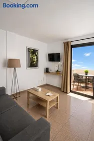Le Petit Paradis - Image 1