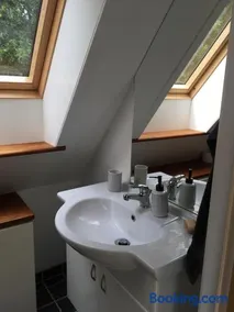 Ro i skoven - men tæt på byen - Image 3