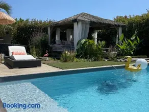 L Effet Mer Cocon climatisé avec terrasse et jardin privés Piscine - Image 1