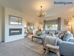 3 Bed in Maryport oc-82438 - Image 3