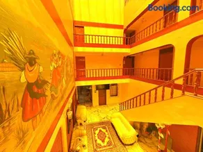Hostel Sillustani Inn Puno - Con Cochera - Image 4