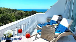 Dea Del Mare complex in front of the sea. - Image 1