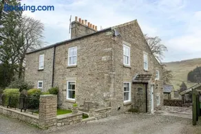 Mae Cottage - Image 2