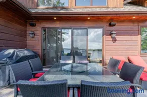 Lakefront cottage with golf area BBQ pool table - Image 2