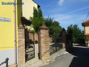 Altes Backhaus in Maranzana - Image 3