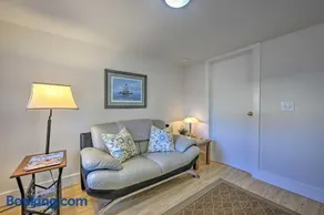 Quaint DT Greenport Apt - 2 Mi to Shelter Island! - Image 5