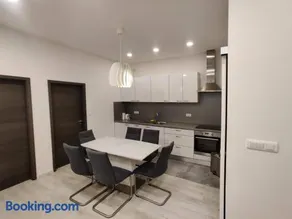APARTMENT Dominik **** - Image 5