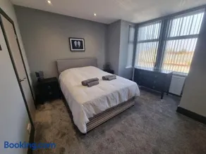 Harrington House - Image 4