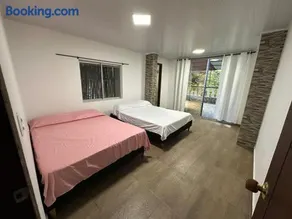 Apartamentos Del Rio - Image 4