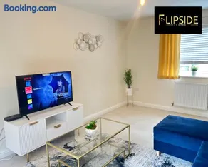 Three Bedroom Semi Detached House By Flipside Property Aylesbury Serviced Accommodation & Short Lets With Wifi & Parking - Image 2