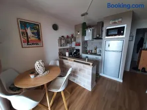 Appartement charmant à Bandol 30 m² avec vue sur la mer. - Image 3