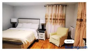 Gorgeous 2nd Floor Home with Private Entry - Image 4