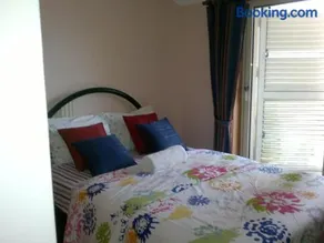 Aguda Beachfront Apartment - Image 3