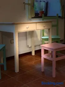 The Dachshund's Chateau - klidné ubytování u D1, parkování - Image 3