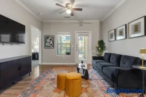 Spacious 2BR w Balcony Pool WiFi PEC 2202 - Image 1