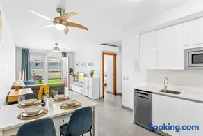 MEDANO4YOU Lady Hill's Holiday Home - Image 3