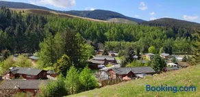 Jasper Lodge in Beautiful Glendevon Country Park Perthshire Scotland - Image 2