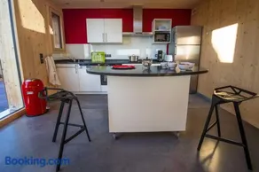 O'Connel Lodge - Image 2