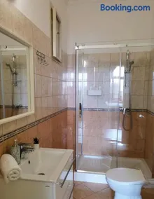 Aranynap Vendégház és Borászat - Image 3
