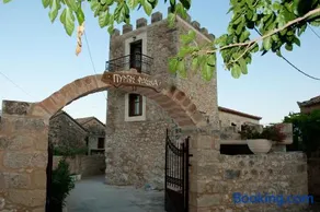 Pyrgos Fassea Kardamyli Towerhouse - Image 3