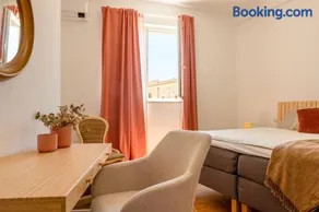 Brabara Holiday Home - Image 1