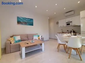 Sea Pleasure Apartment - Image 3