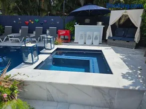 Casa806 Men Only Guest House - Image 2