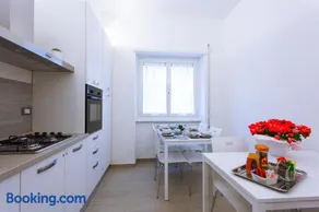 Elements Guest House Roma - Image 3