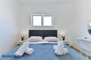 Villa Manuela with heated pool 400 meters from the sea - by TA Leut Agency - Image 4
