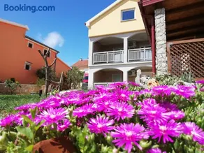 Apartmani Mala Sirena - Image 1