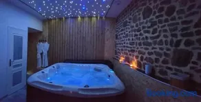 Le Ptit Spa de L'Abbaye Suite love et Spa privé - Image 2