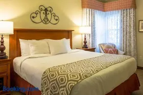 Have the family enjoy a 3 story waterslide in a resort setting in this 2BD condo - Image 2