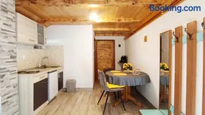 Apartment and room Babe Mare - Image 4