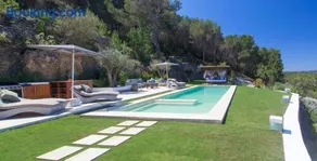 Tranquil 4 Bedroom Villa in Ibiza's Heart, 1016 - Image 2