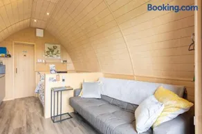 Ashberry Glamping Pod - Image 5