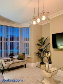 Stylish home from home - Image 2