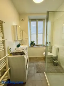 Appartement avec place de parking et box vélos - Image 4