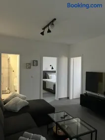Clear Water Apartment - Sea View - Image 3