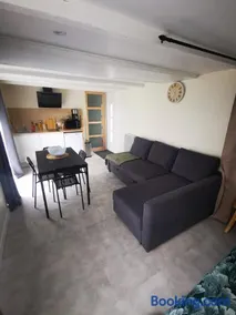 Hébergement cosy avec parking et entrée autonome - Image 5