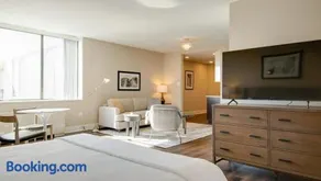 Landing Modern Apartment with Amazing Amenities (ID7280X77) - Image 1