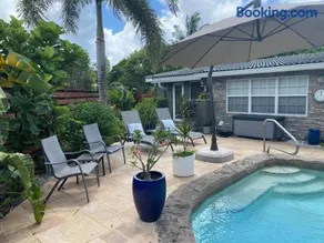 Wilton Manors A Men Only Guesthouse - Image 5