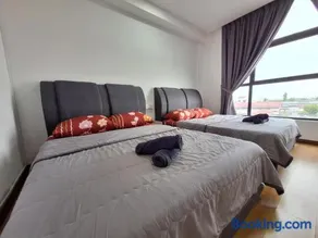 KITTY Homestay 4-02 ROXY Apartment Kuching - Image 1