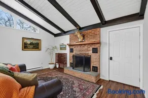 Mountain Retreat w 2 Living Spaces & Scenic Deck - Image 2