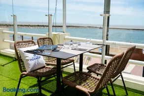 Hôtel de charme & SPA Villa Cosare sur la promenade bord de plage 20m de la mer - Image 4